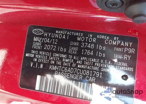 2012 Hyundai Veloster Base W/Red/Black z USA, uszkodzony, nr VIN KMHTC6AD7CU081791